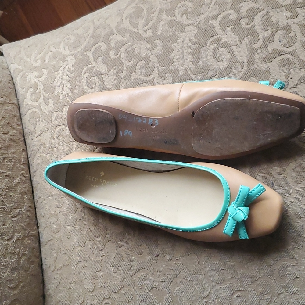 Shoes - Picture 2 of 3